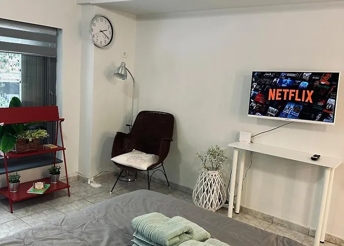 Modern Renovated Mezzanine * Салоники