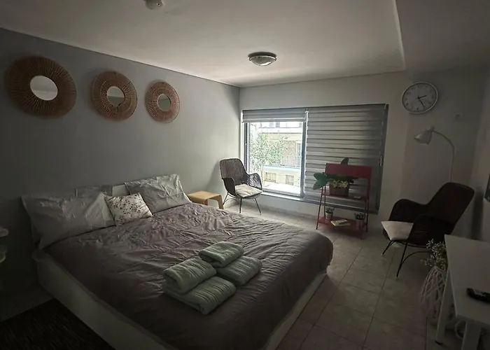 Modern Renovated Mezzanine Апартаменты *