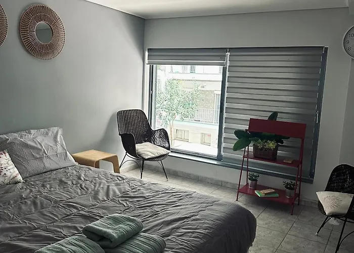 Апартаменты Modern Renovated Mezzanine Салоники