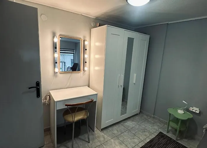 Modern Renovated Mezzanine 아파트 테살로니키