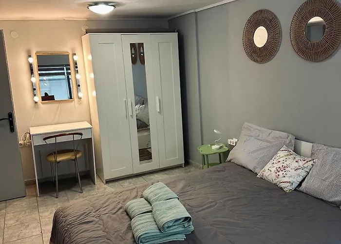 Modern Renovated Mezzanine * 테살로니키