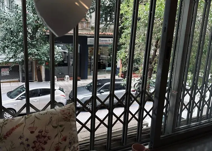 Modern Renovated Mezzanine 아파트 테살로니키