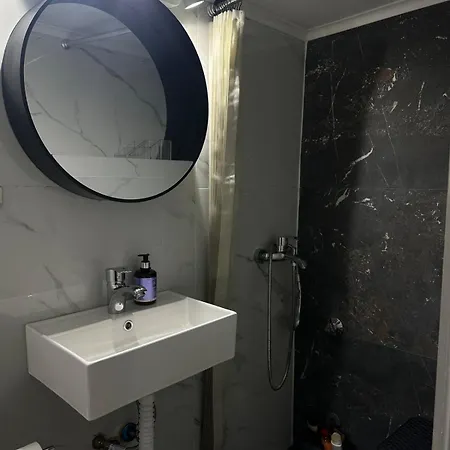 Modern Renovated Mezzanine 아파트 테살로니키